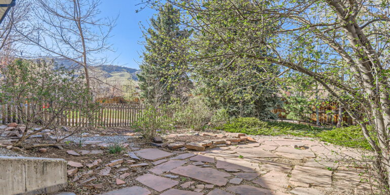 1149 Quince Ave - Web Quality - 028 - 33 Backyard