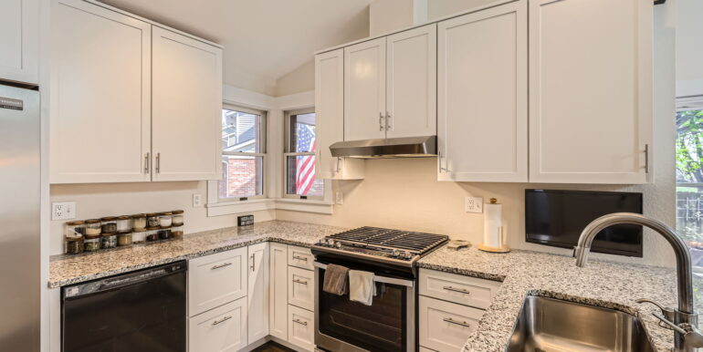 12342 Milwaukee Ct - Web Quality - 009 - 09 Kitchen